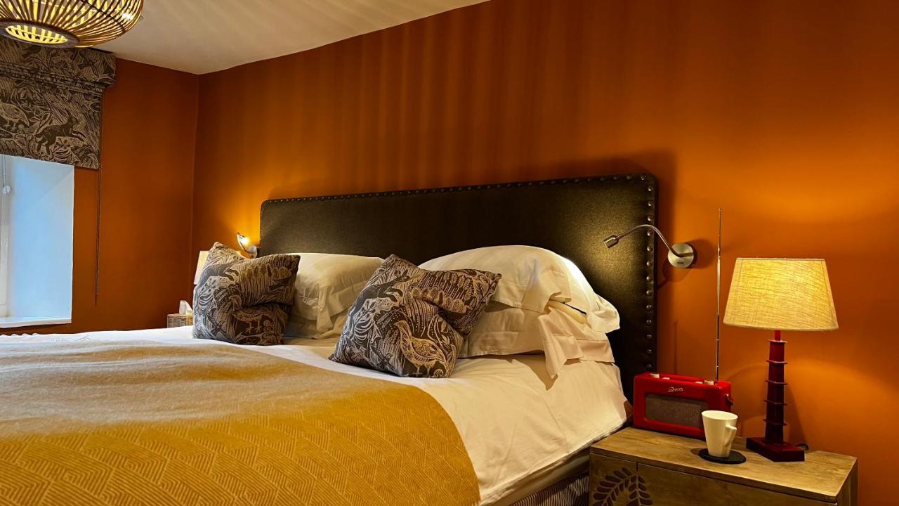 The Red Lion 4*